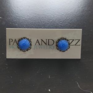 Blue flower Studs